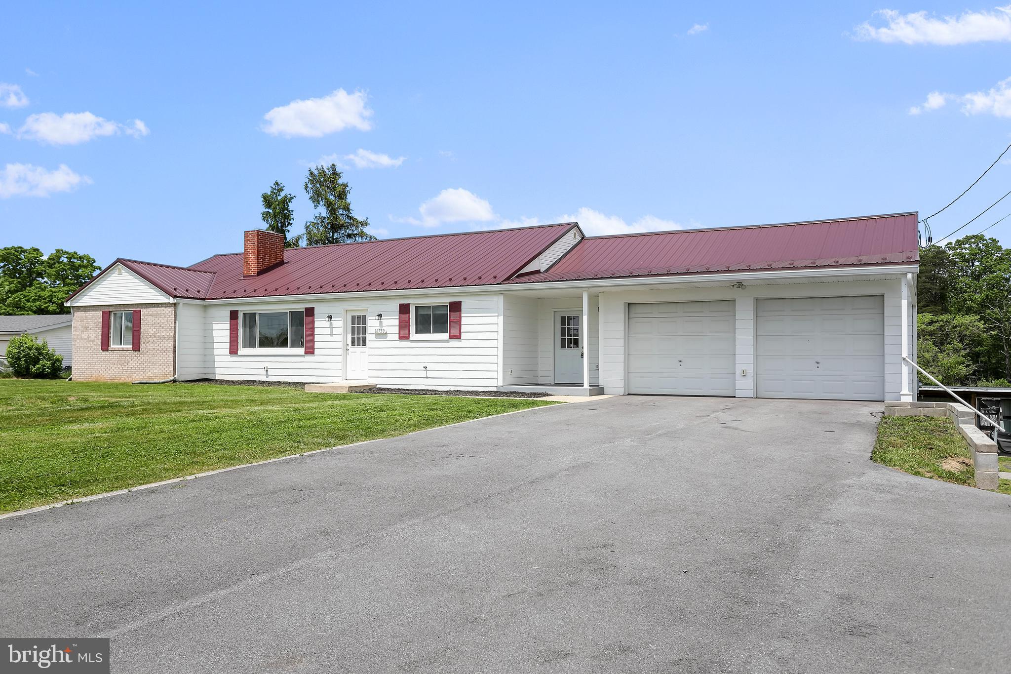 16730 Fairview Road Hagerstown, MD 21740 - Photo 4 of 52 Gallery Image 4