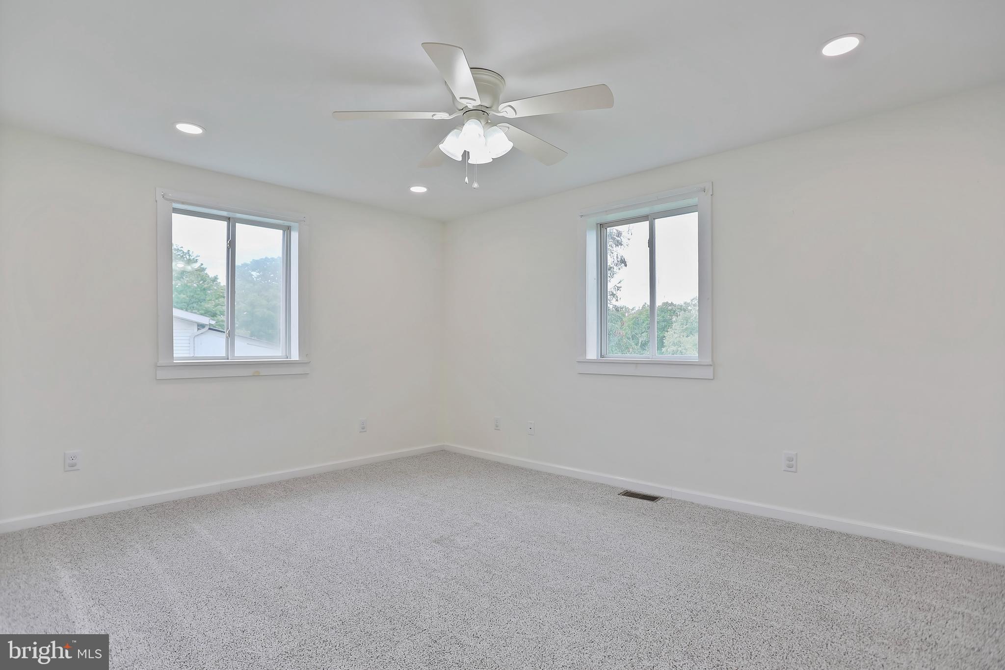 16730 Fairview Road Hagerstown, MD 21740 - Photo 5 of 52 Gallery Image 5