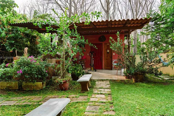 $275,000 | San Carlos San Carlos Panama West Republic Of Panama, Chamisal, NM 87521