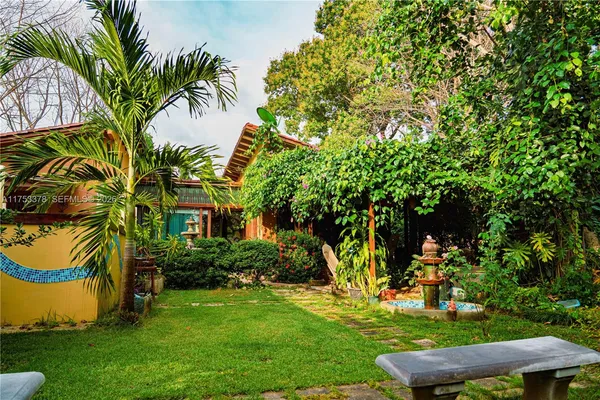 $275,000 | San Carlos San Carlos Panama West Republic Of Panama, Chamisal, NM 87521