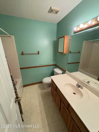 $1,800 | 1508 Beachview Drive, Ocean Springs, MS 39564