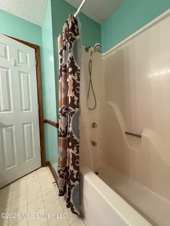 $1,800 | 1508 Beachview Drive, Ocean Springs, MS 39564