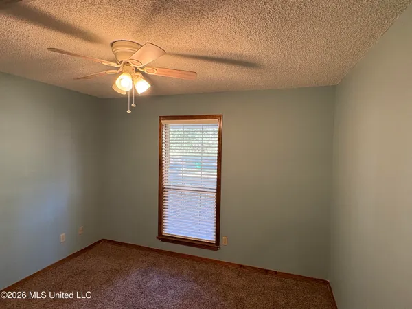 $1,800 | 1508 Beachview Drive, Ocean Springs, MS 39564