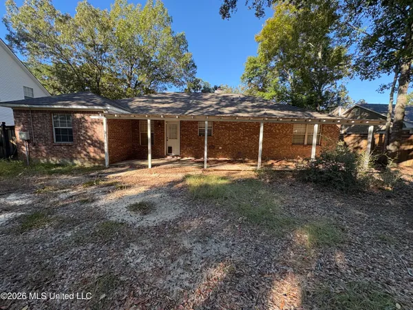 $1,800 | 1508 Beachview Drive, Ocean Springs, MS 39564