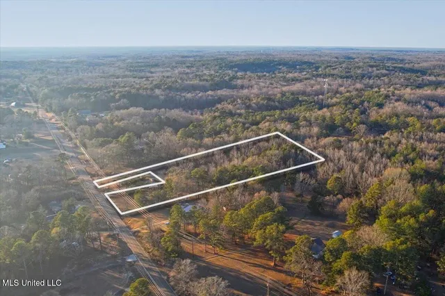 $200,000 | 192 Lake Castle Road, Madison, MS 39110