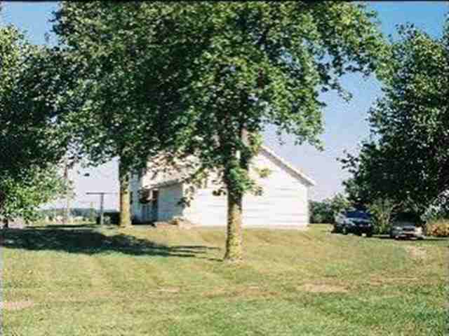 1112 Nieman Road Dundee, MI 48131 - Photo 6 of 17 671539-5.JPG