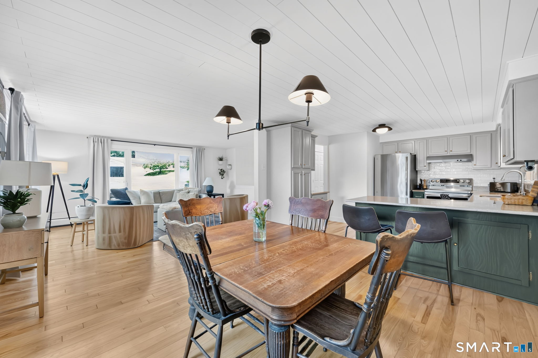20 N Road East Granby, CT 06026 - Photo 8 of 35