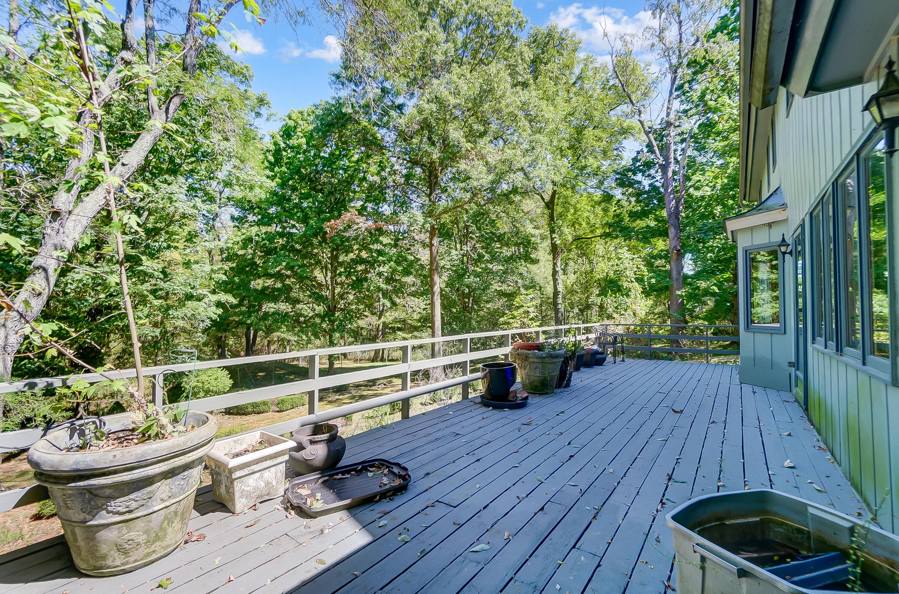 1560 Carriage Road Powell, OH 43065 - Photo 54 of 64 Deck Alt View