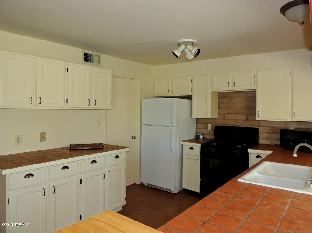 290 Dale Road Pearce, AZ 85625 - Photo 11 of 44