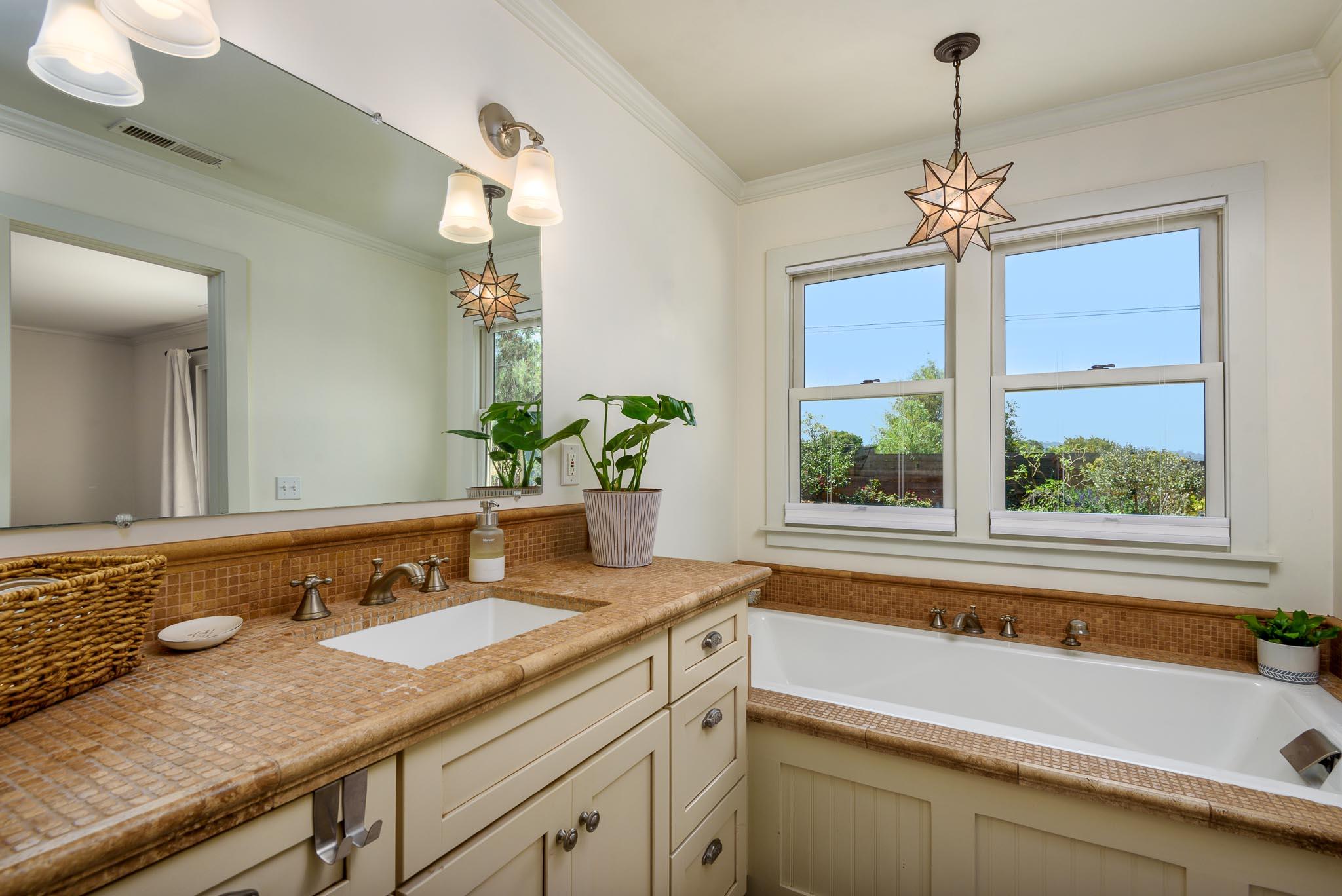 3965 Foothill Road, Unit B Santa Barbara, CA 93110 - Photo 11 of 29 Primary BathRoom