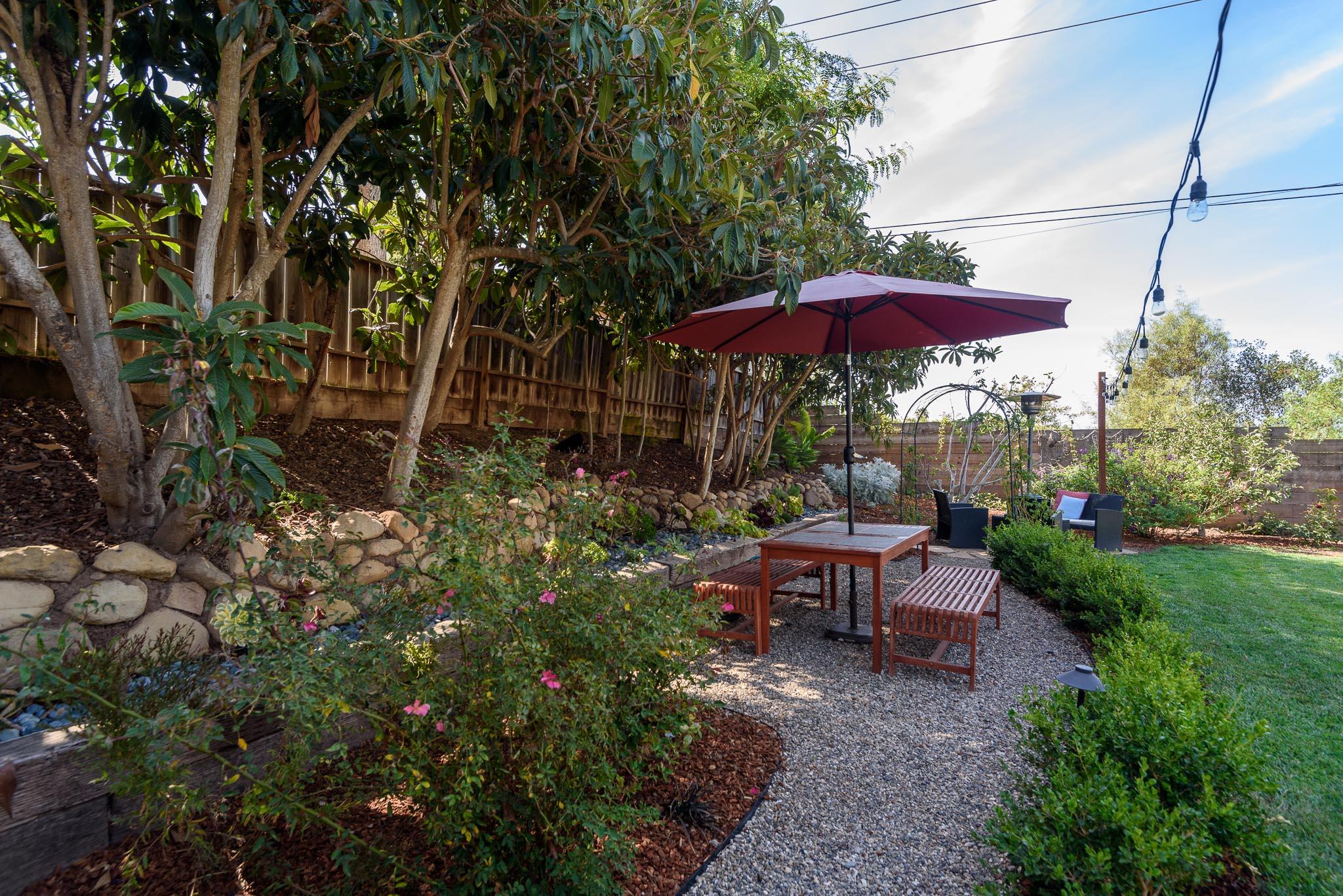 3965 Foothill Road, Unit B Santa Barbara, CA 93110 - Photo 18 of 29 Outdoor dining area