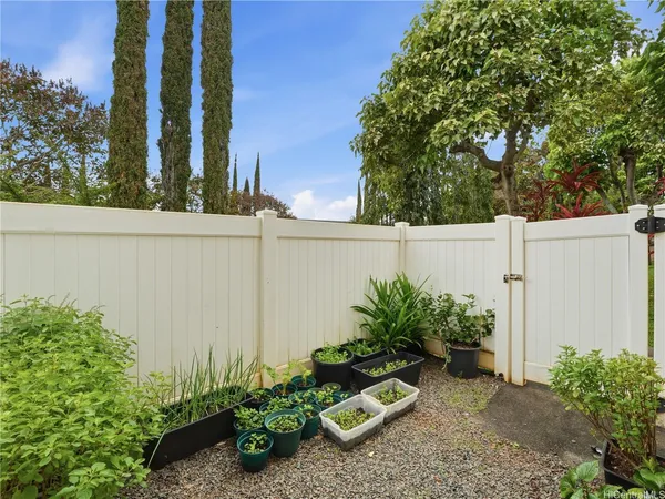 $599,000 | 95-976 Ukuwai Street, Unit 907, Mililani, HI 96789