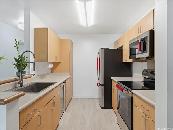 $599,000 | 95-976 Ukuwai Street, Unit 907, Mililani, HI 96789