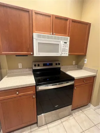 $320,000 | 3651 Oakdale Circle, Unit 201, Oviedo, FL 32765
