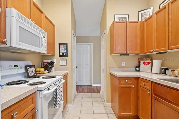$320,000 | 3651 Oakdale Circle, Unit 201, Oviedo, FL 32765