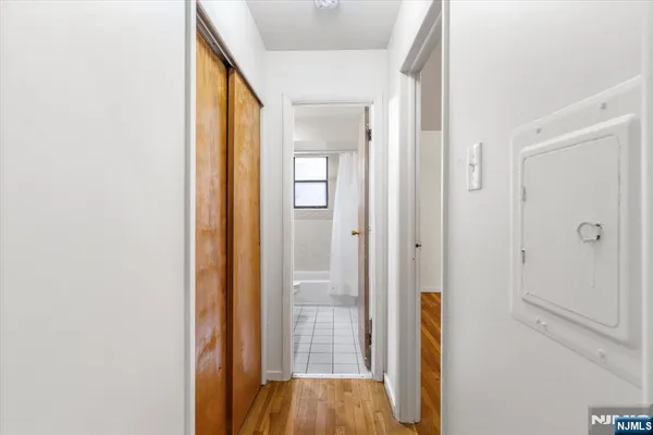 $2,200 | 70 Orient Way, Unit 9, Rutherford, NJ 07070