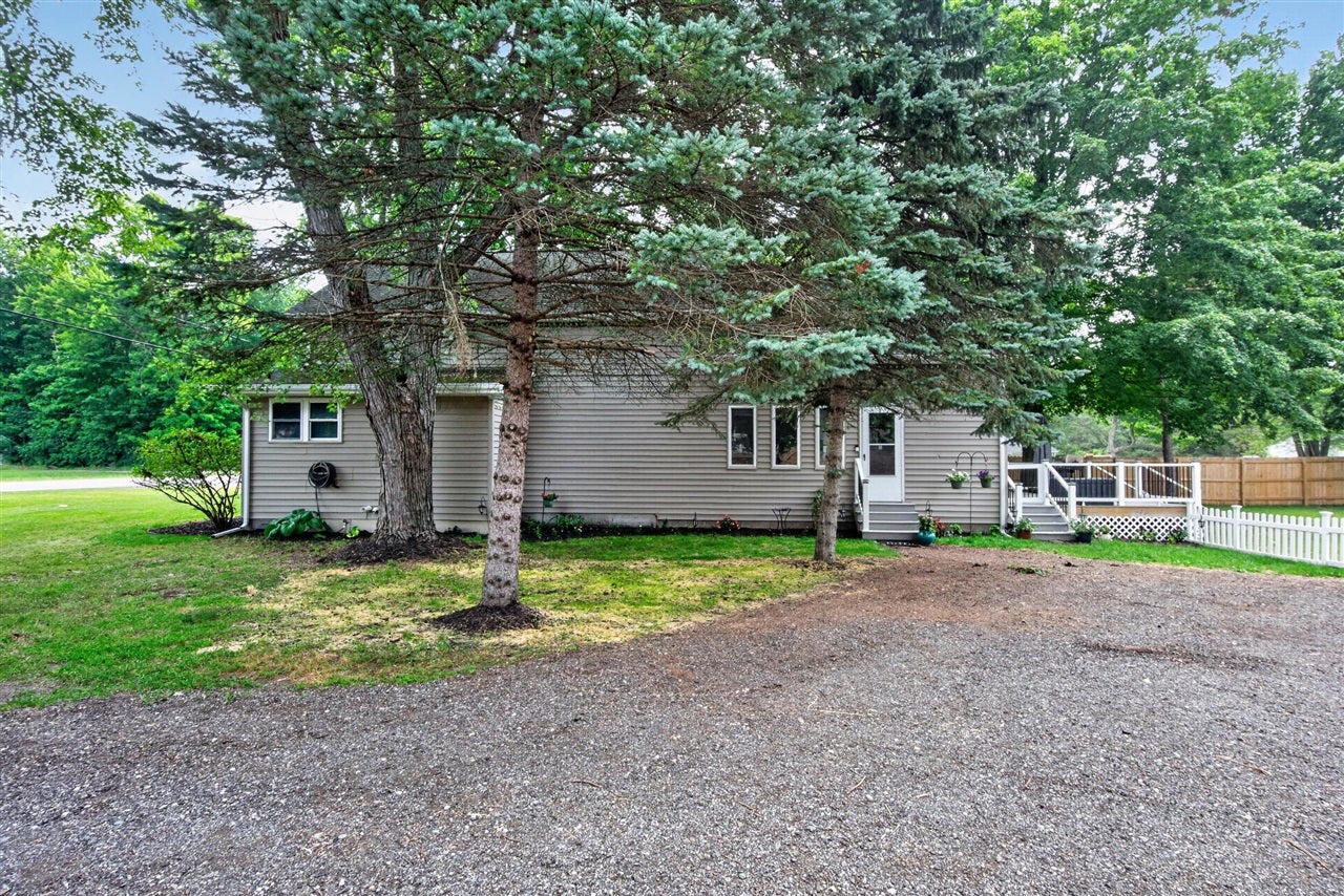 1113 Napoleon Road Jackson, MI 49201 - Photo 5 of 50 Gallery Image 5