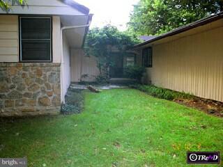 415 Clairemont Road Villanova, PA 19085 - Photo 2 of 5