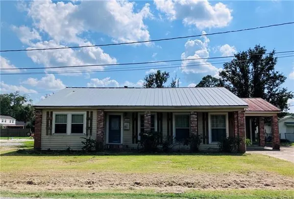 $79,900 | 120 East Barbin Street, Marksville, LA 71351