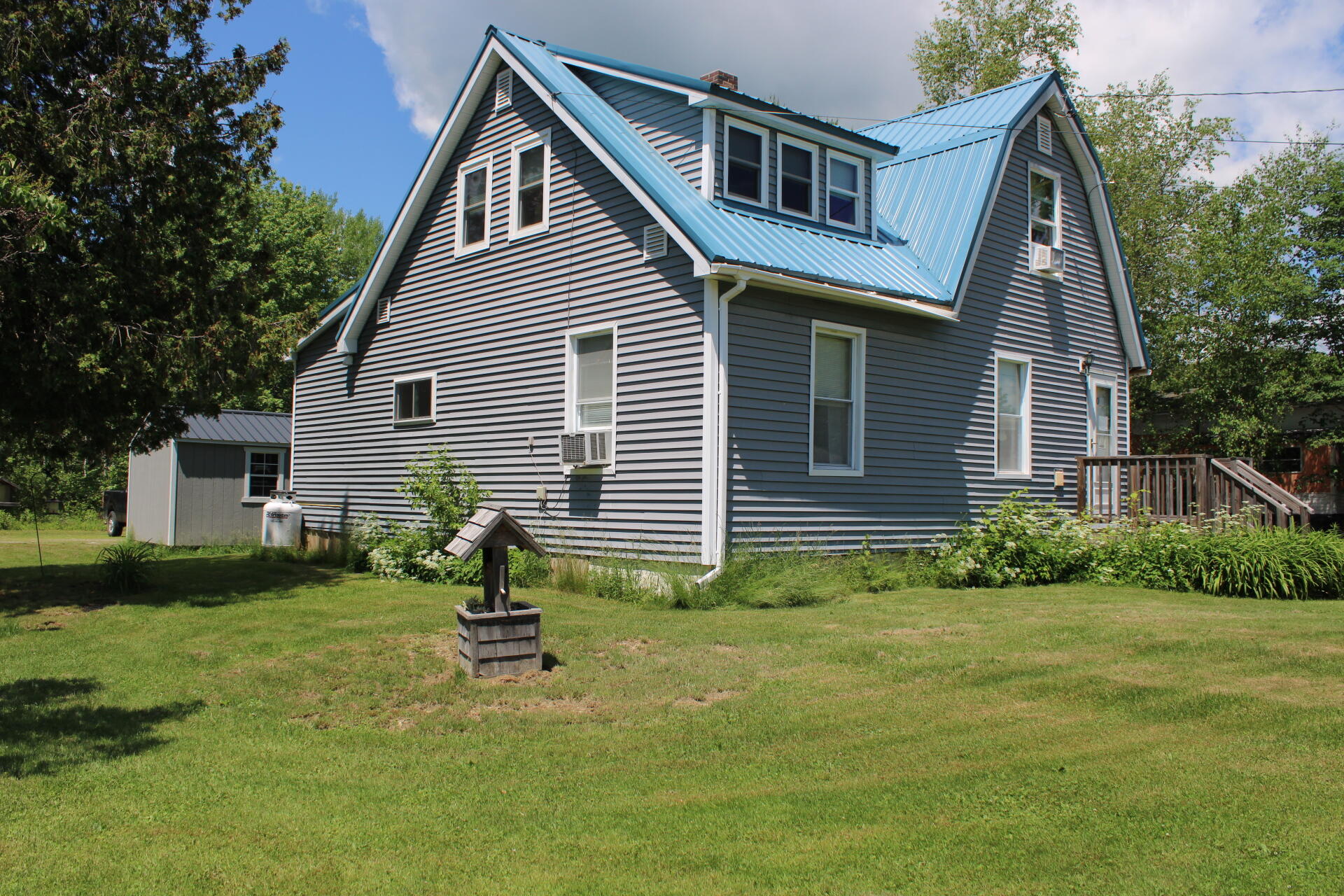 60 Penobscot Avenue Howland, ME 04448 - Photo 4 of 50 IMG_0826