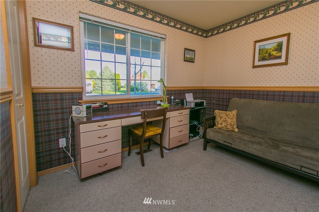 4792 Joey Road Northeast Moses Lake, WA 98837 - Photo 5 of 25 Gallery Image 5