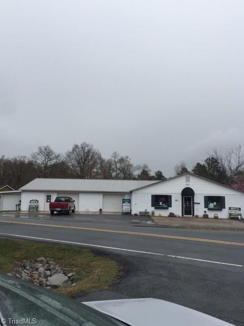 733 Greenhill Road Mocksville, NC 27028 - Photo 3 of 6 Gallery Image 3