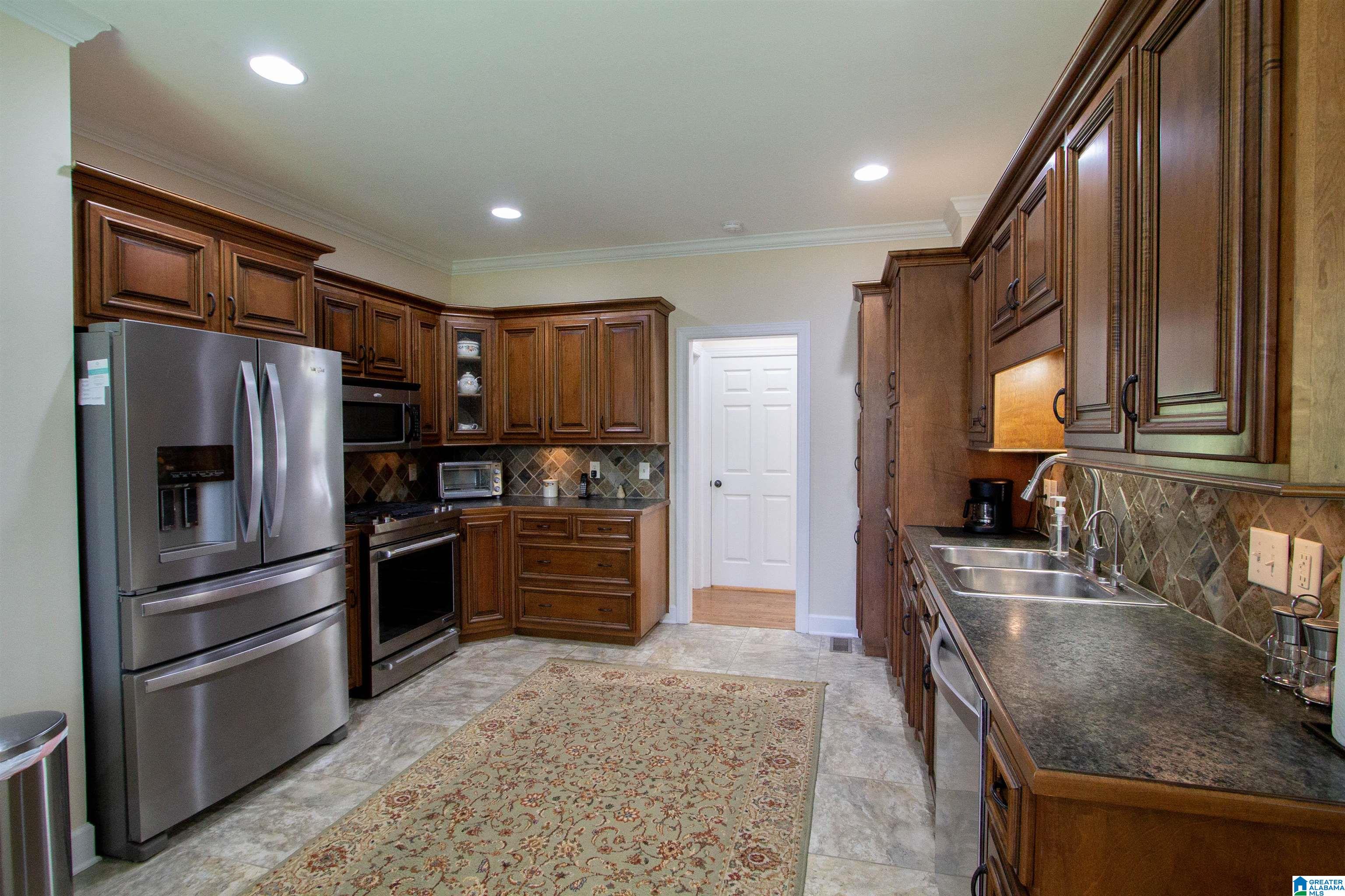 6384 Cambridge Road Pinson, AL 35126 - Photo 5 of 21 Gallery Image 5