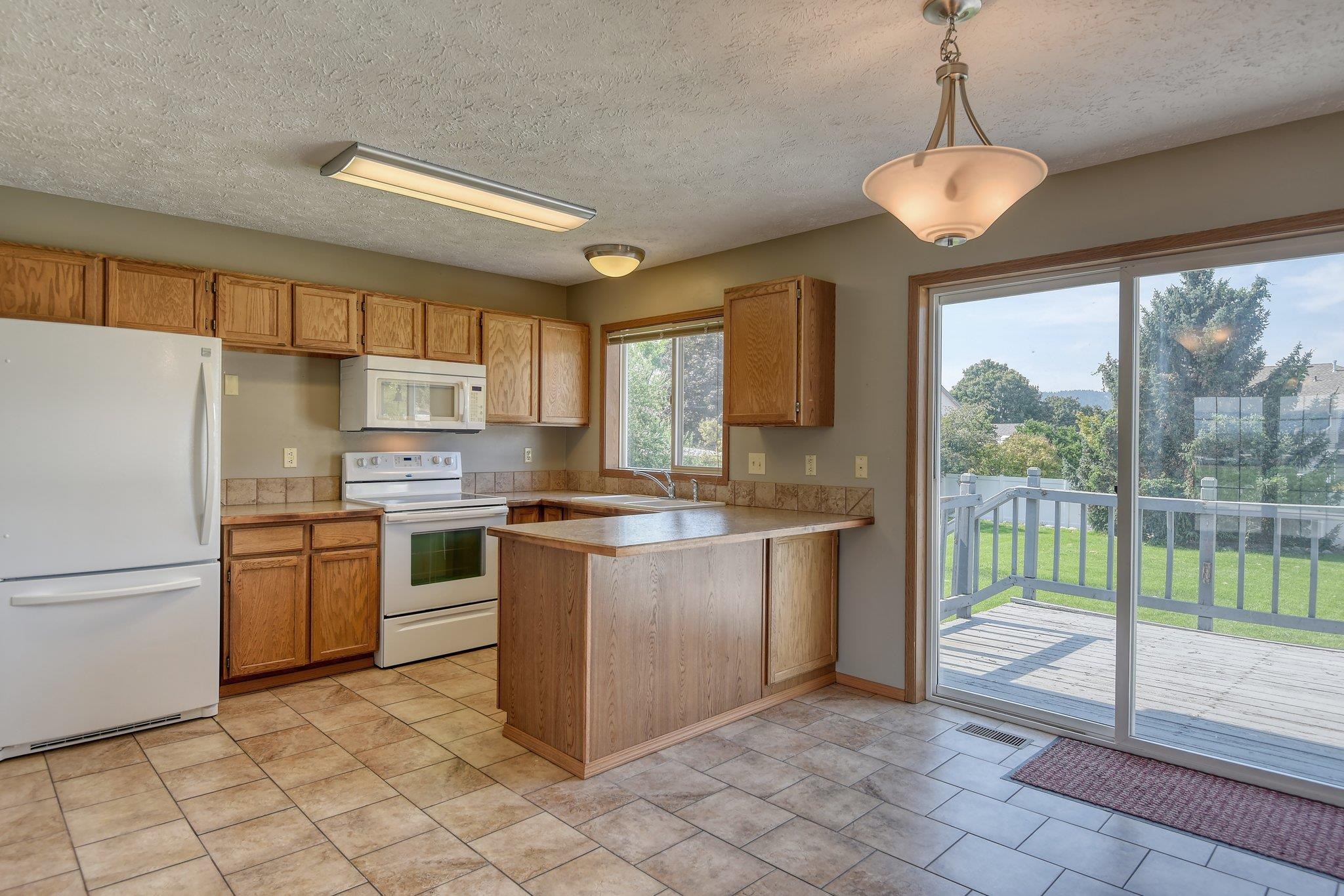 3514 South Pines Road Spokane, WA 99206 - Photo 10 of 42