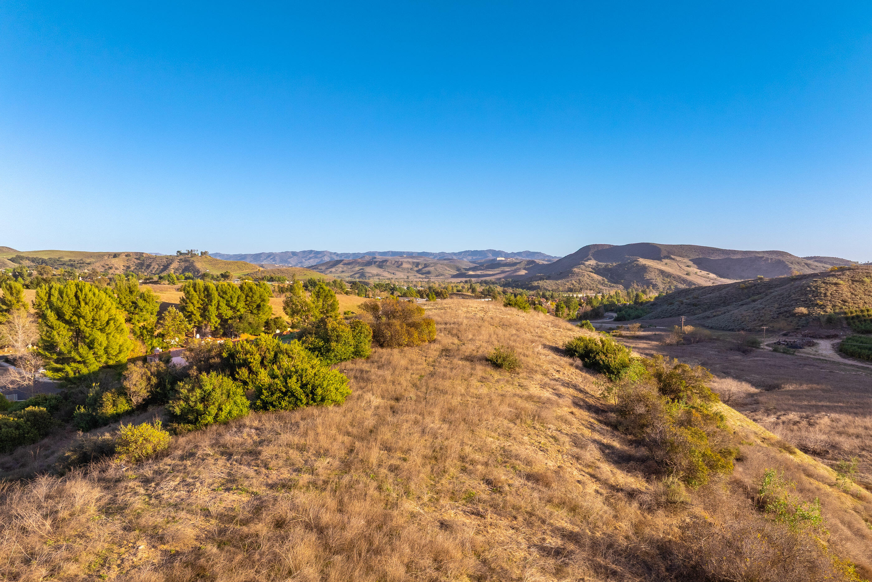 15299 Middle Ranch Road Moorpark, CA 93021 - Photo 20 of 32 15299 Middle Ranch Rd Moorpark-1