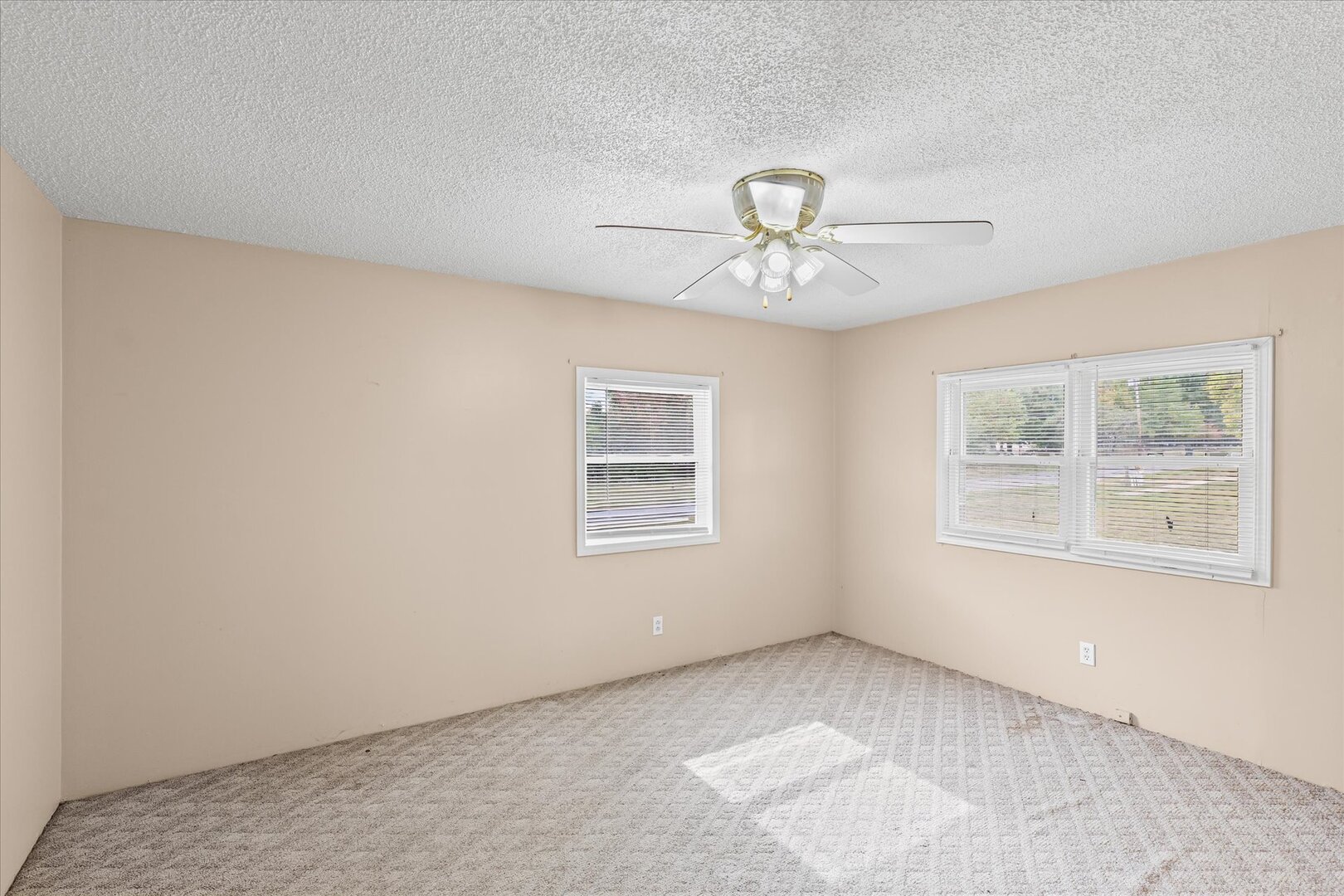 2302 East Perkins Road Urbana, IL 61802 - Photo 16 of 33 Gallery Image 16