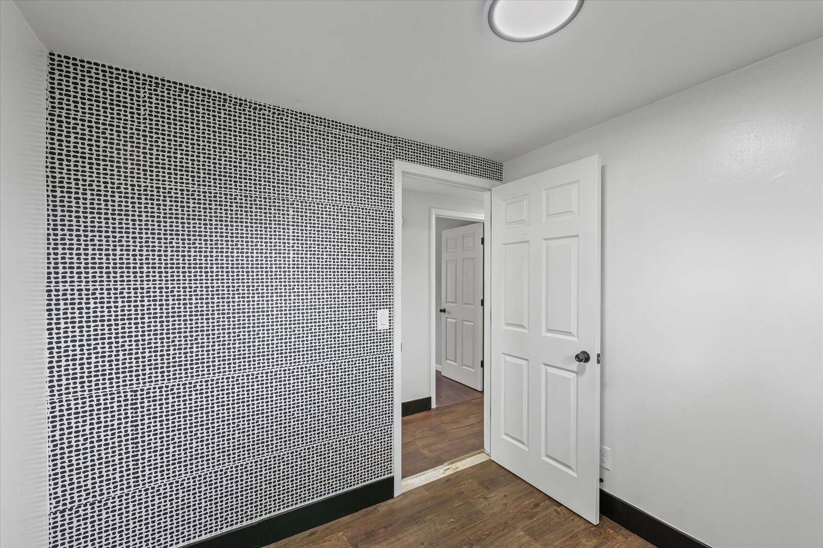 2302 East Perkins Road Urbana, IL 61802 - Photo 23 of 33 Gallery Image 23