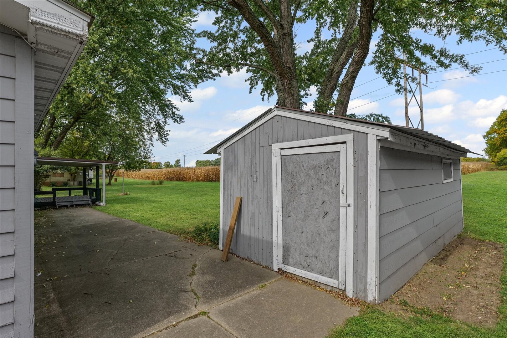 2302 East Perkins Road Urbana, IL 61802 - Photo 28 of 33 Gallery Image 28