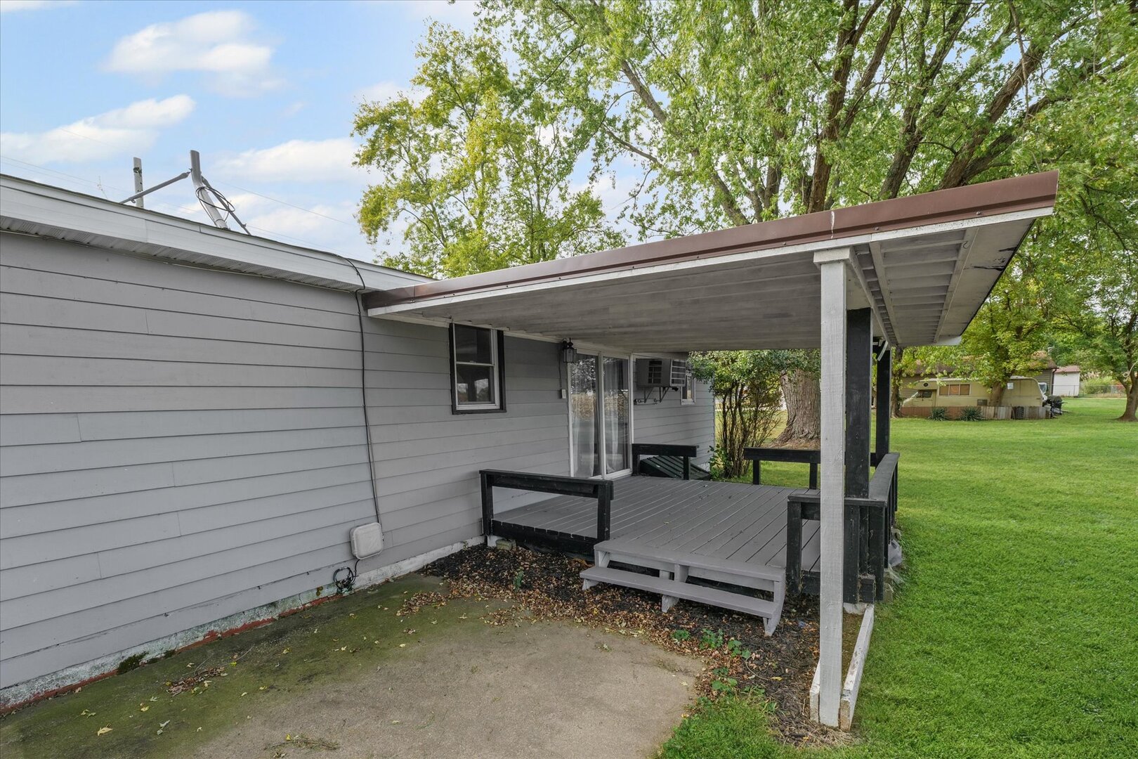 2302 East Perkins Road Urbana, IL 61802 - Photo 30 of 33 Gallery Image 30