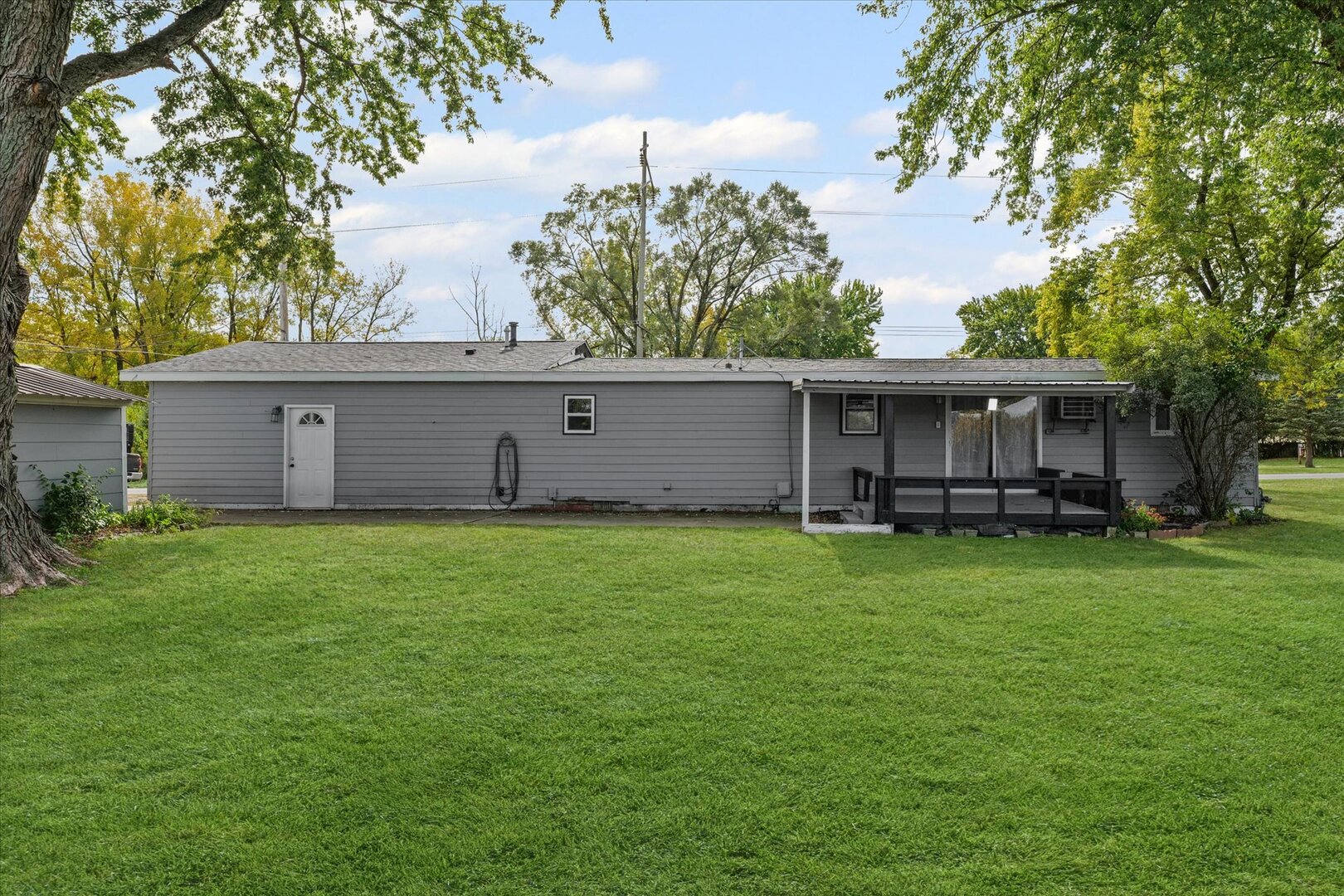 2302 East Perkins Road Urbana, IL 61802 - Photo 32 of 33 Gallery Image 32