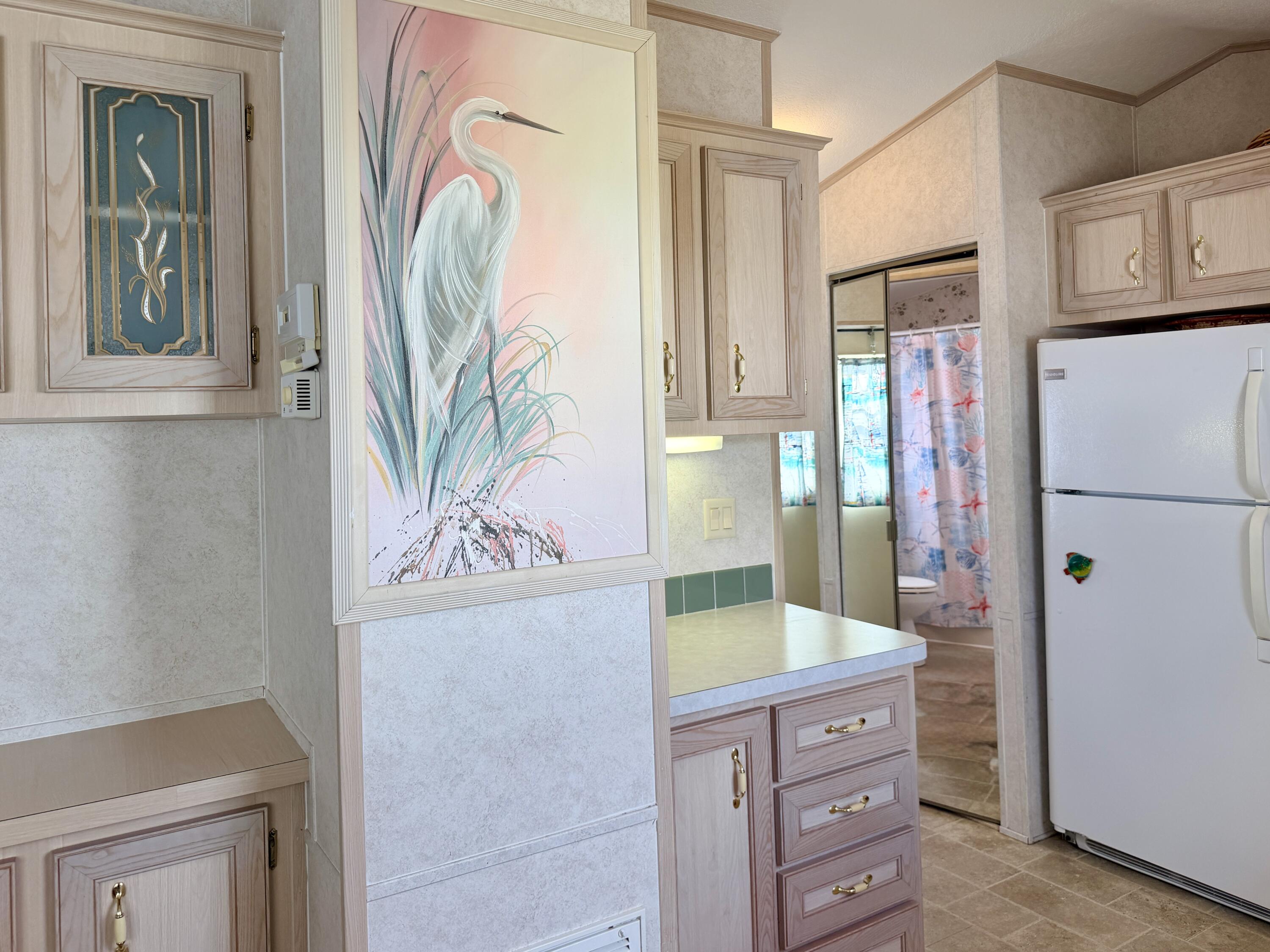 2 Jade Drive Naples, FL 34114 - Photo 13 of 44 walk in closet with window