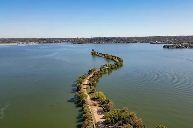 $1,925,000 | 528 Lighthouse Drive, Unit 6, Horseshoe Bay, TX 78657