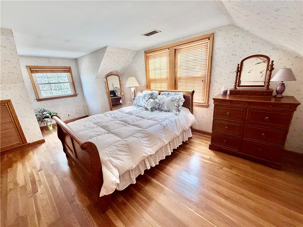 3454 Diamond Hill Road Cumberland, RI 02864 - Photo 19 of 46