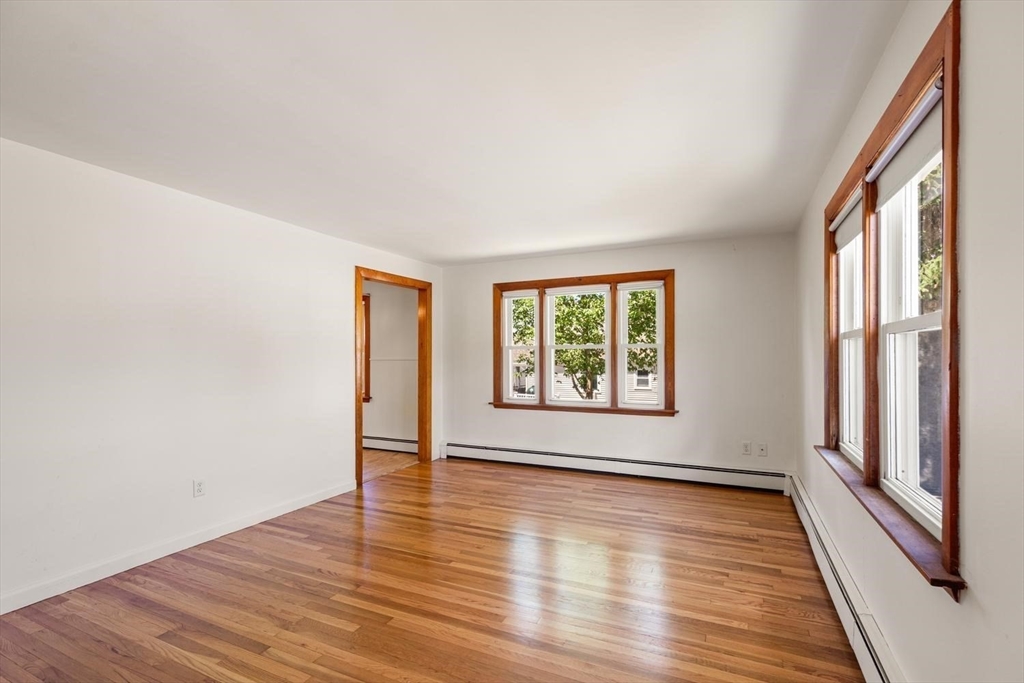 26 Linden Road Gloucester, MA 01930 - Photo 6 of 30