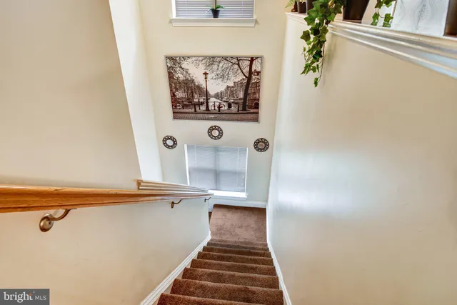 $453,099 | 4112 Potomac Highlands Circle, Triangle, VA 22172