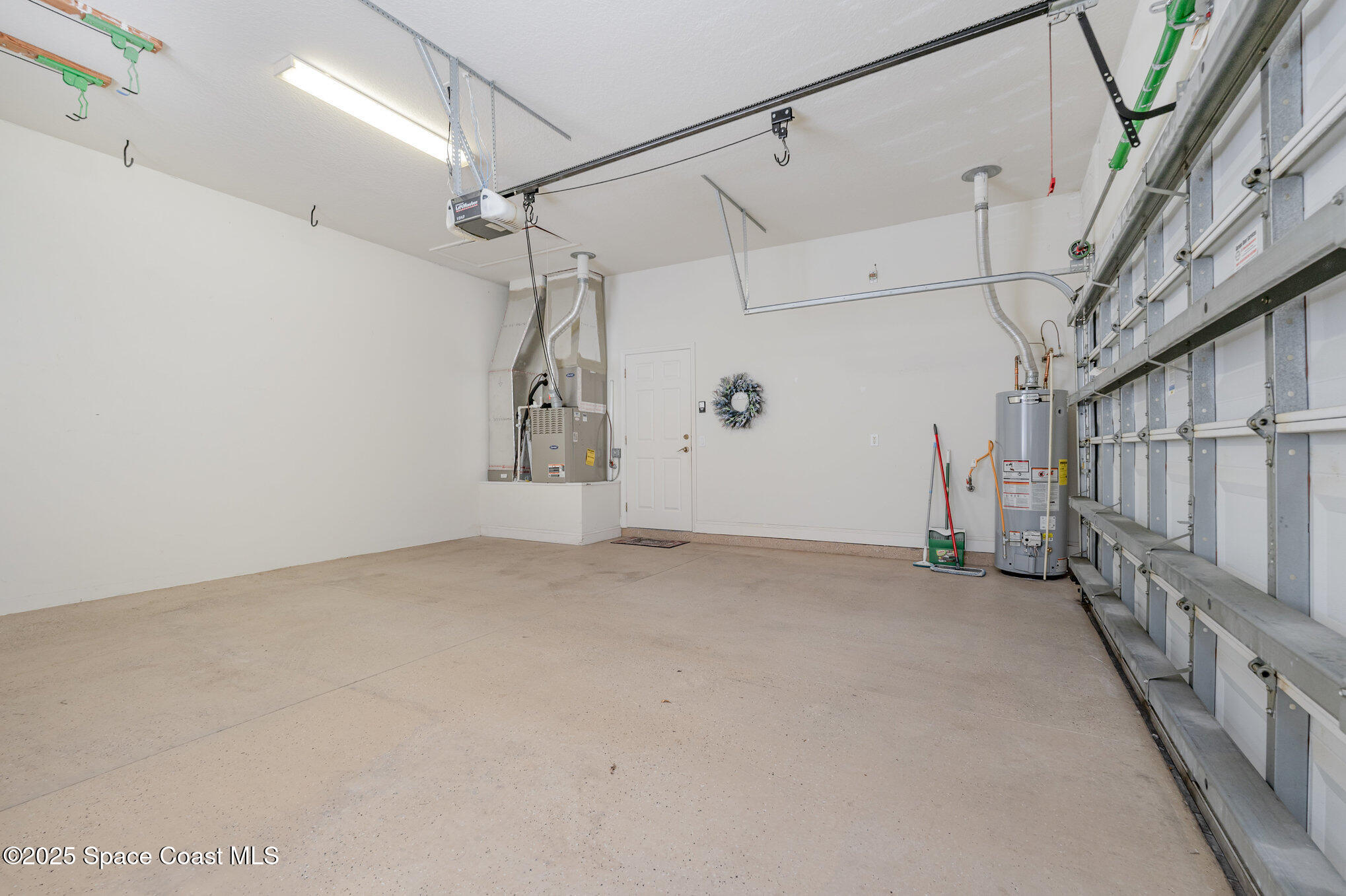 4150 Alamanda Key Drive Melbourne, FL 32901 - Photo 28 of 65 Garage