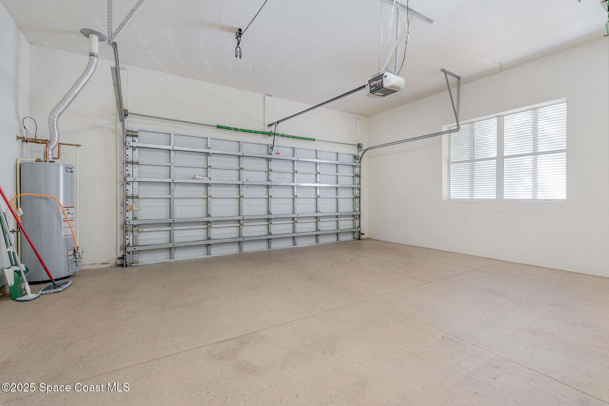 4150 Alamanda Key Drive Melbourne, FL 32901 - Photo 29 of 65 Garage