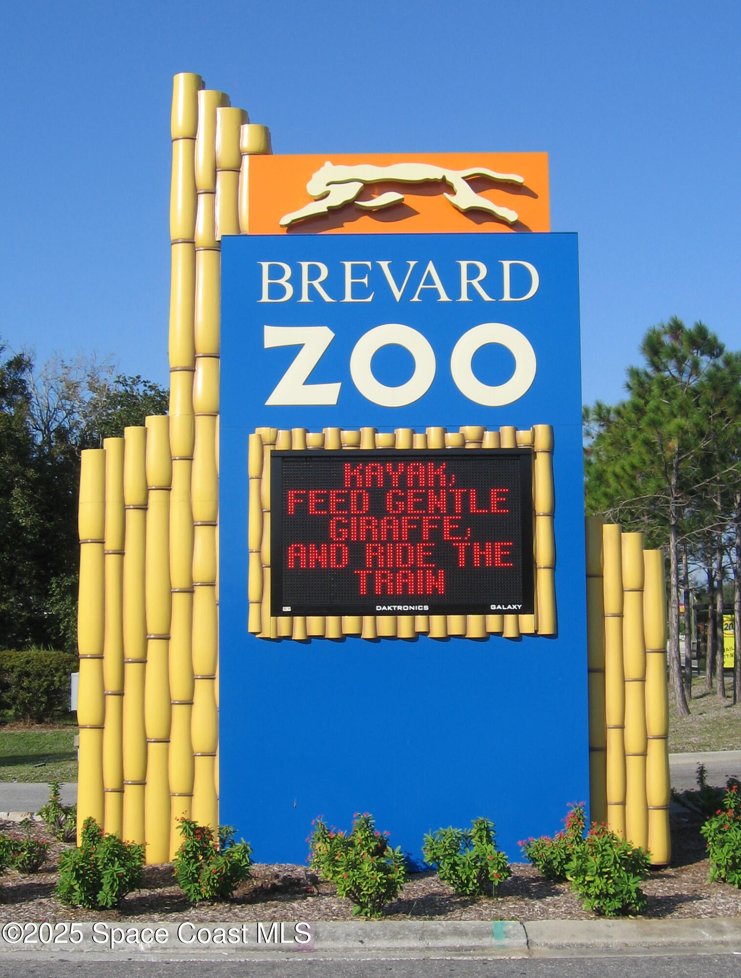 4150 Alamanda Key Drive Melbourne, FL 32901 - Photo 57 of 65 a sign on the side of a building