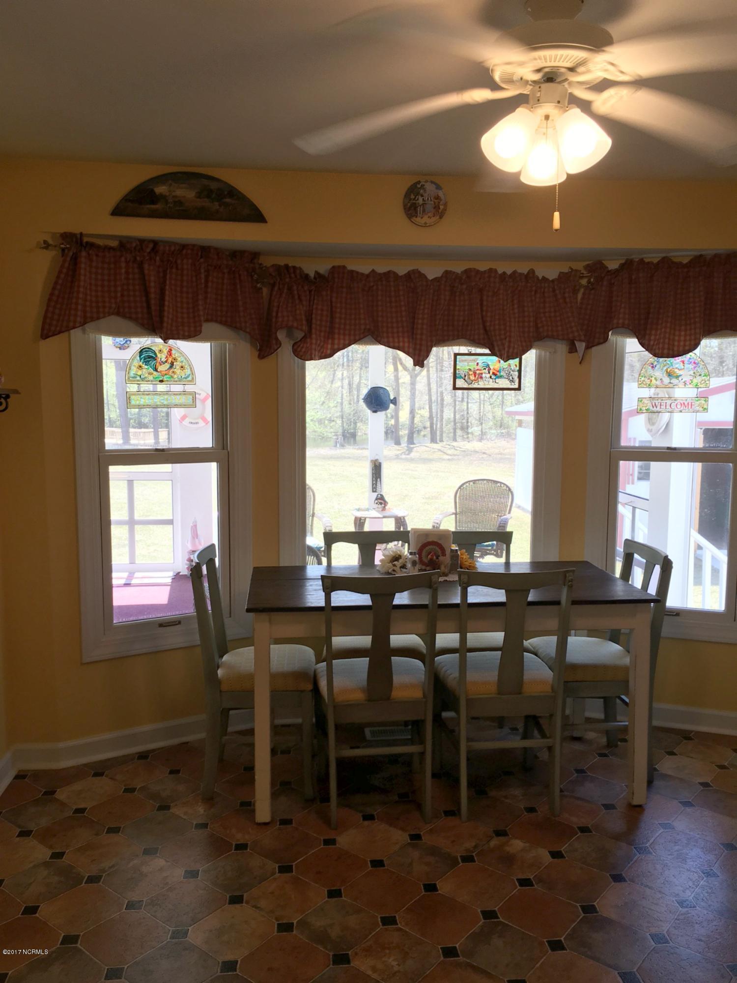 207 Raccoon Run Washington, NC 27889 - Photo 15 of 43 Dining
