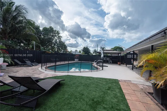 a view of a storage & utility room