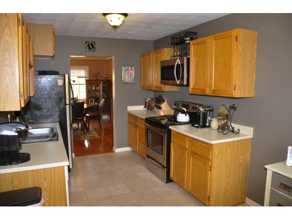 6 Villager Road, Unit 6 Chester, NH 03036 - Photo 8 of 34