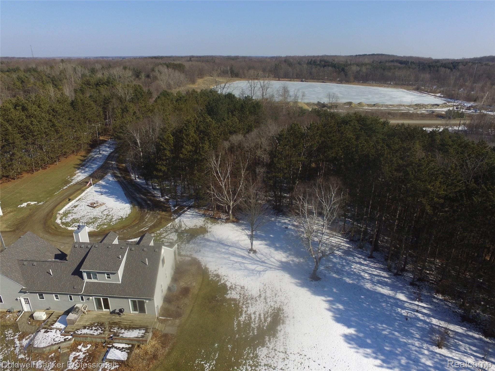 1241 North Summers Road Imlay City, MI 48444 - Photo 35 of 46 IMG_6158.JPG