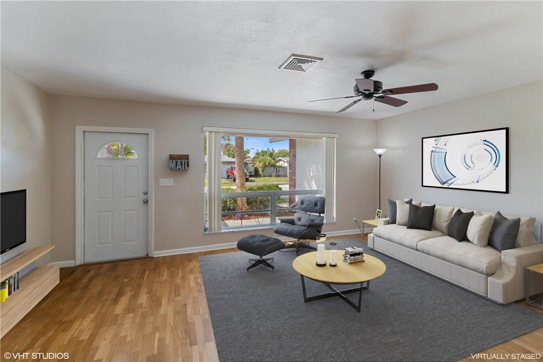 285 Southwest 5th Street Boca Raton, FL 33432 - Photo 3 of 10 Photo 3