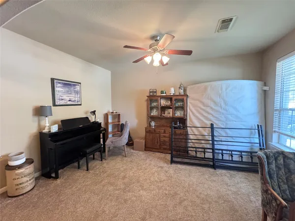 a view of a livingroom with furniture