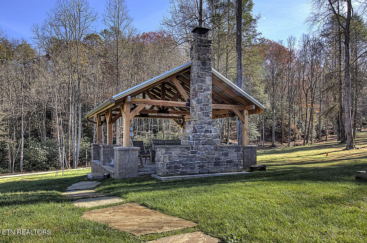 2050 East Millers Cove Road Walland, TN 37886 - Photo 34 of 39 Nice Timber Frame Pavilions
