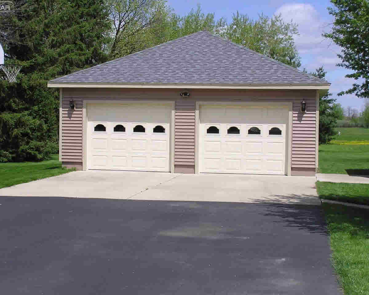 8076 Beecher Road Flushing, MI 48433 - Photo 35 of 36 21271738-34.JPG